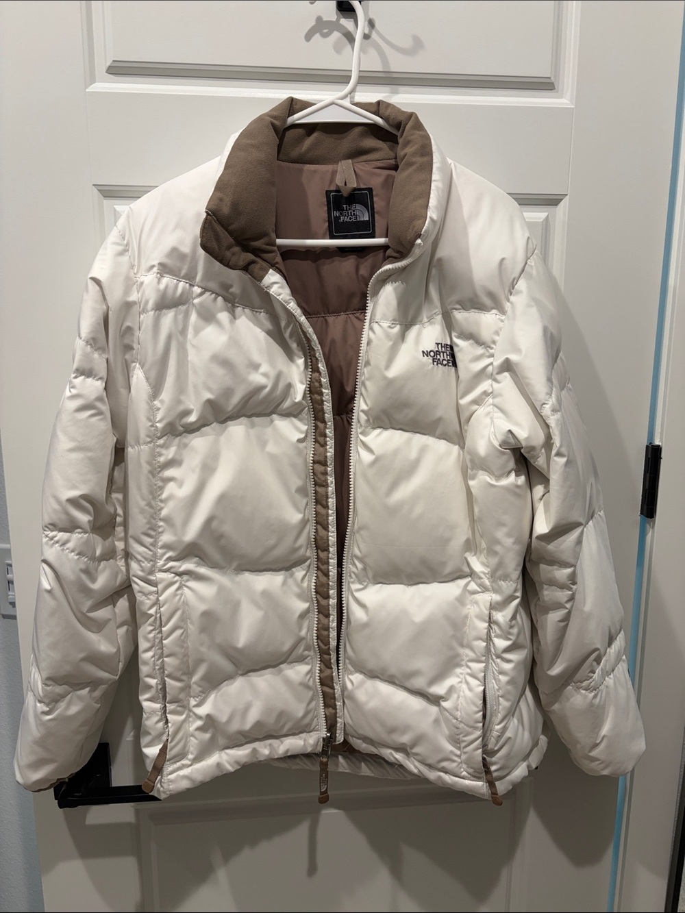 The North Face White Puffer Jacket with Brown Interior